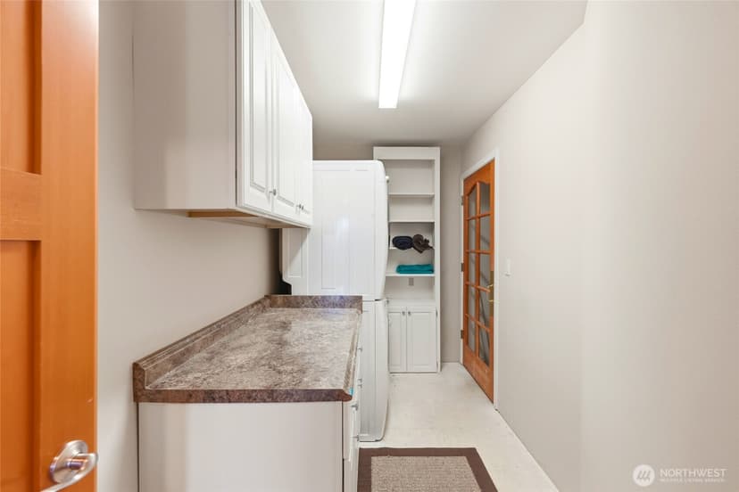 Property photo for 423 106th Place SW, Everett photo 15