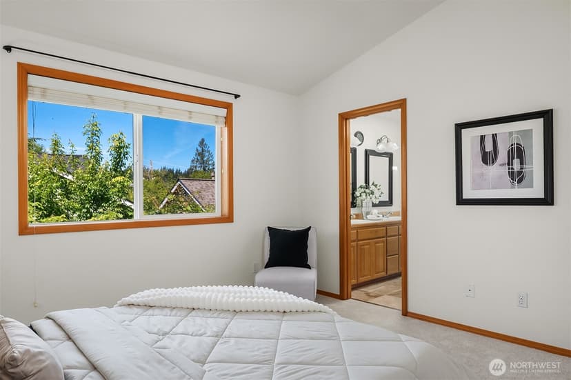 Property photo for 18430 11th Drive SE, Bothell photo 31