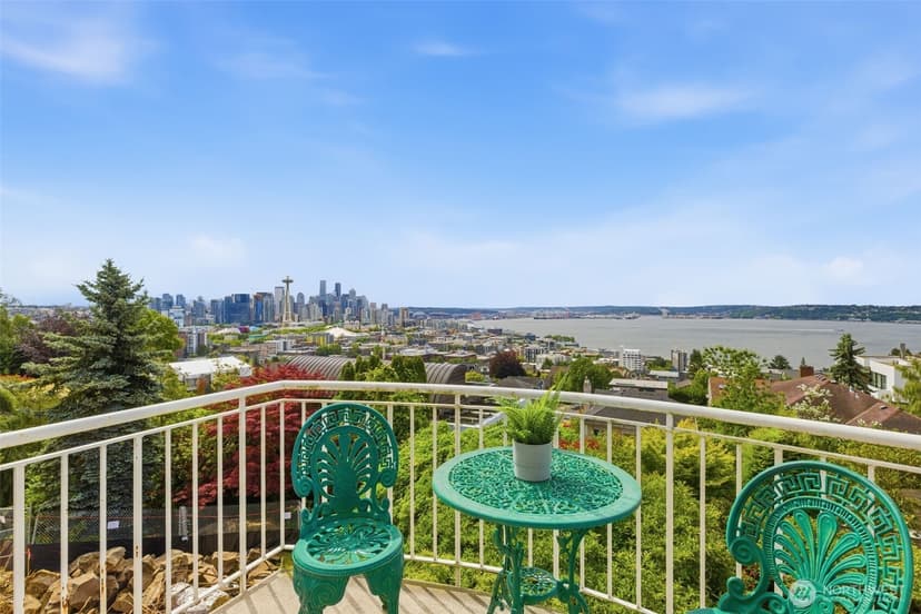 Property photo for 511 W Highland Drive, Seattle photo 15