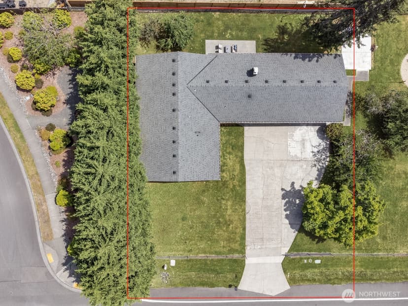Property photo for 13019 29th Avenue SE, Everett photo 39