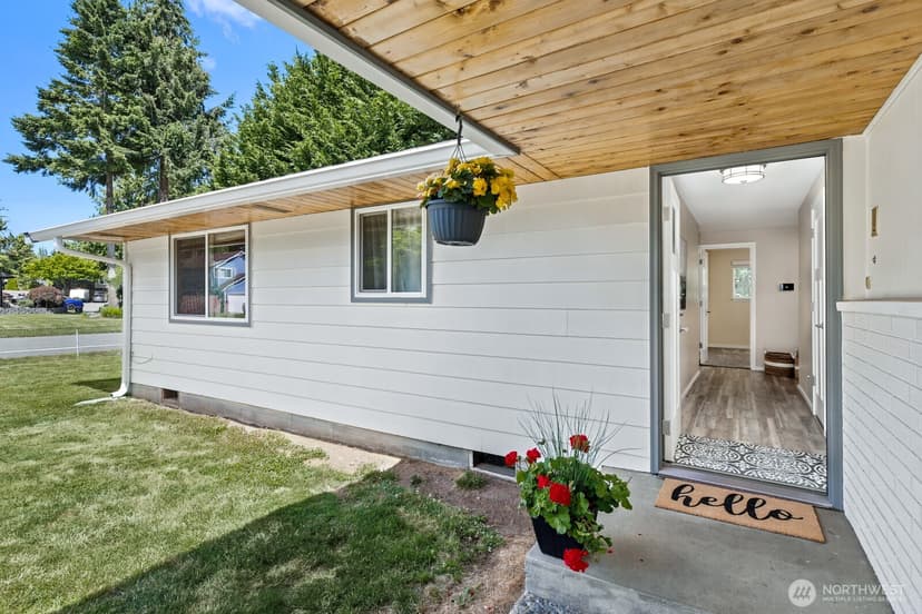 Property photo for 13019 29th Avenue SE, Everett photo 2