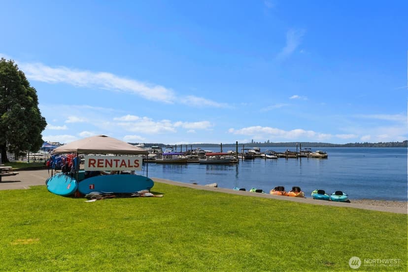 Property photo for 1610 8th Street W, Kirkland photo 32