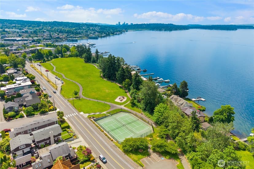 Property photo for 1610 8th Street W, Kirkland photo 29