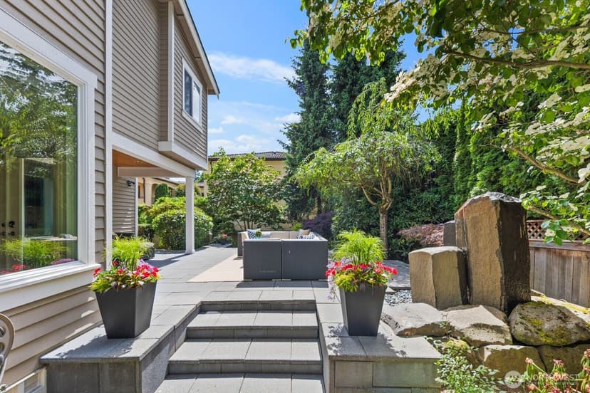 Property photo for 1610 8th Street W, Kirkland photo 24