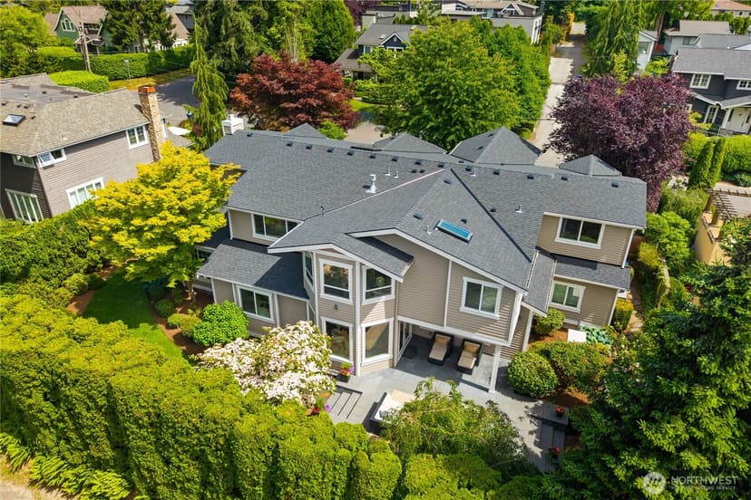 Property photo for 1610 8th Street W, Kirkland photo 27
