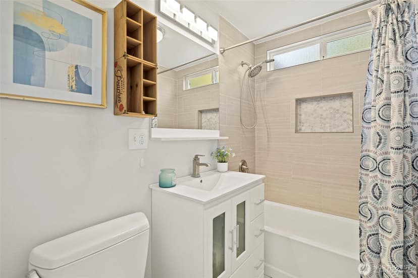 Property photo for 1206 SW Myrtle Street, Seattle photo 15