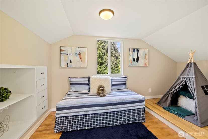Property photo for 1206 SW Myrtle Street, Seattle photo 16