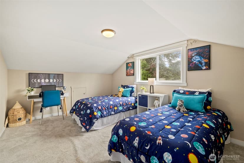 Property photo for 1206 SW Myrtle Street, Seattle photo 17