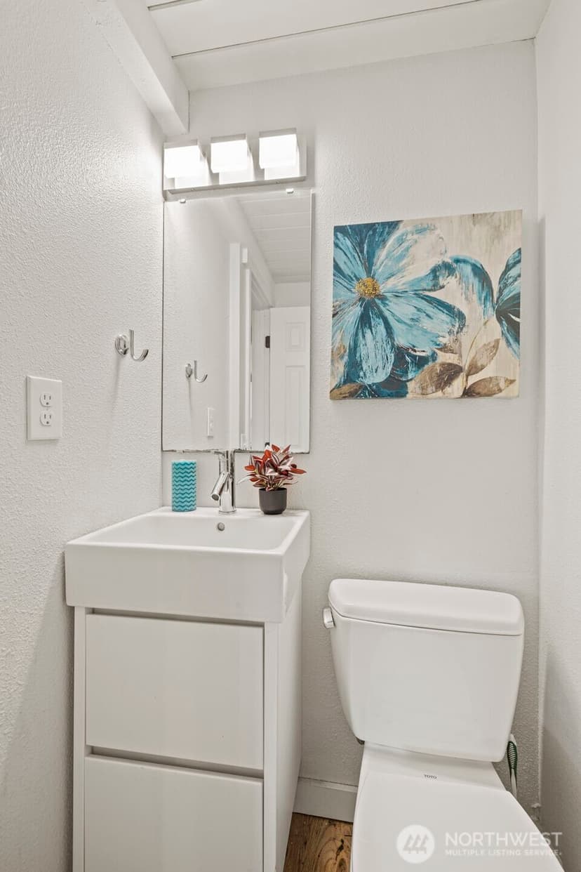 Property photo for 1206 SW Myrtle Street, Seattle photo 9