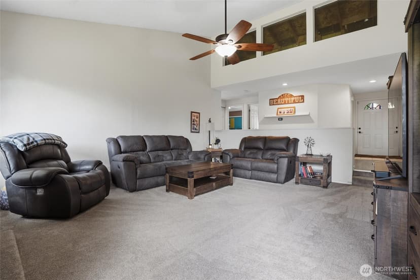 Property photo for 2440 Lincoln Avenue SE, Port Orchard photo 10