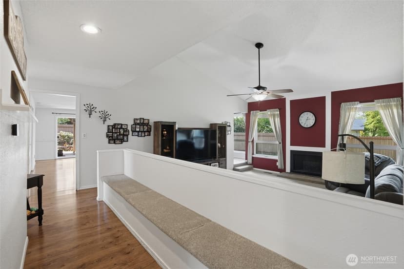 Property photo for 2440 Lincoln Avenue SE, Port Orchard photo 12