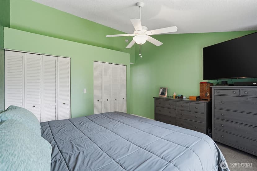 Property photo for 2440 Lincoln Avenue SE, Port Orchard photo 25