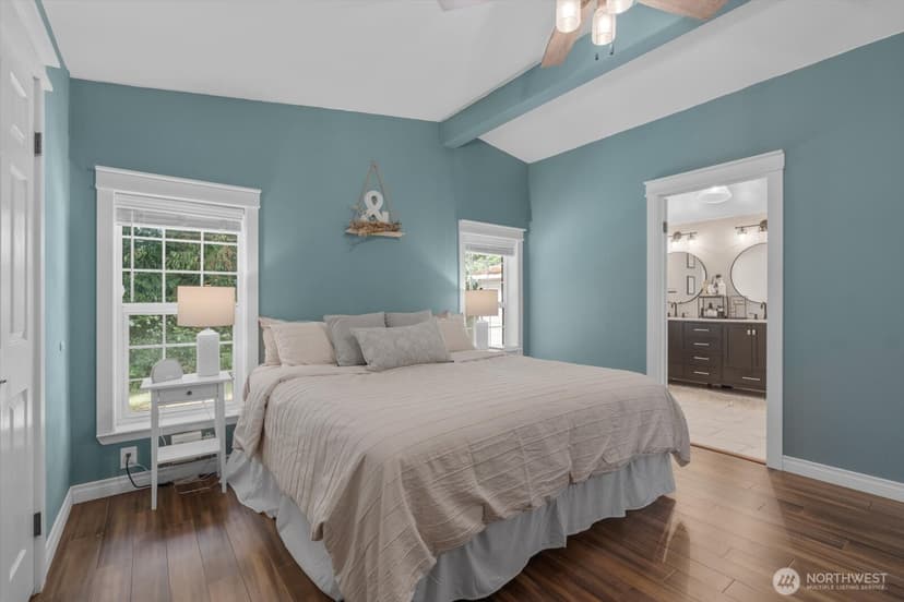 Property photo for 18612 72nd Avenue NE, Kenmore photo 24