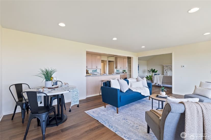 Property photo for 2368 Soundview Drive, Langley photo 9