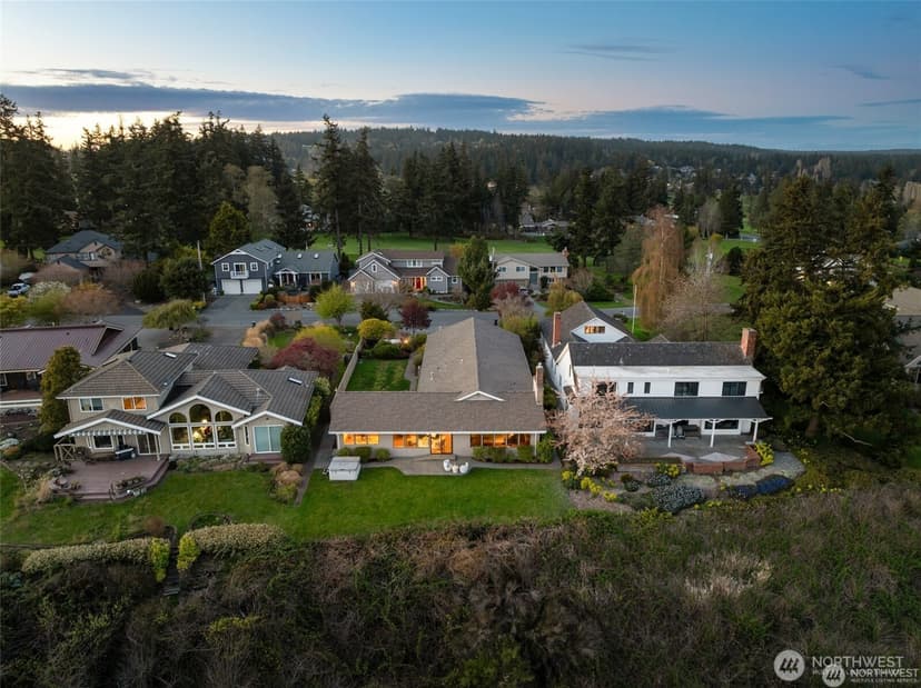 Property photo for 2368 Soundview Drive, Langley photo 31