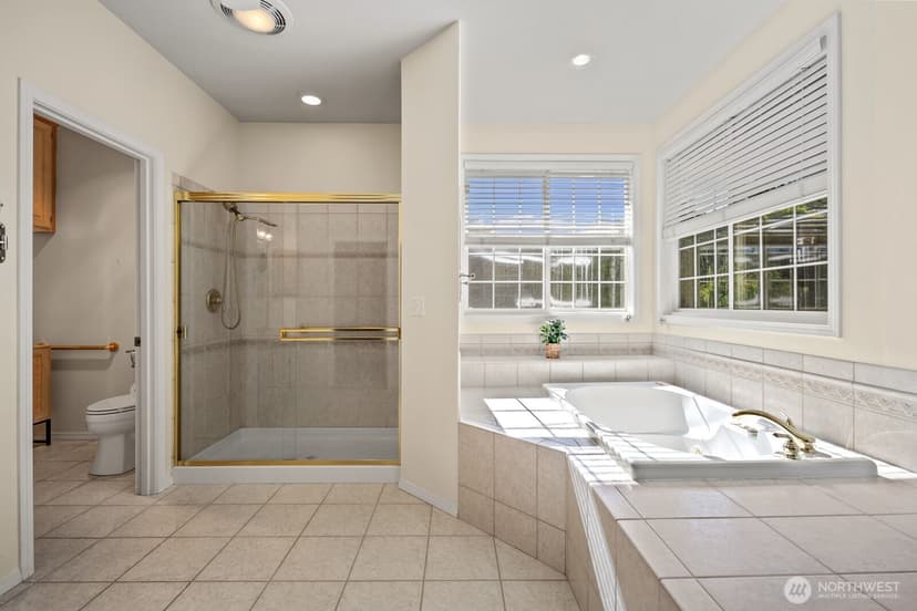 Property photo for 2412 173rd Avenue Ct E, Lake Tapps photo 24