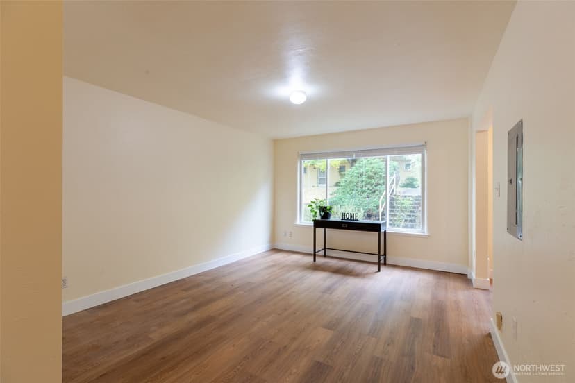 Property photo for 4733 Terrace Drive NE #4733, Seattle photo 3