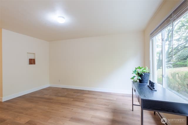Property photo for 4733 Terrace Drive NE #4733, Seattle photo 5