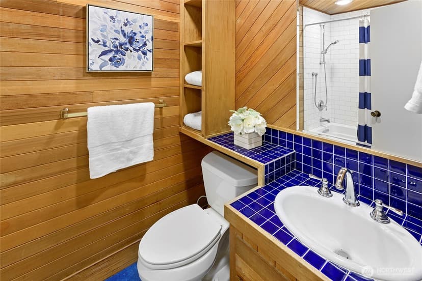 Property photo for 1090 Ihland Place NE, Bainbridge Island photo 29