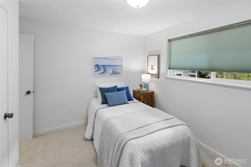 Property photo for 1090 Ihland Place NE, Bainbridge Island photo 26