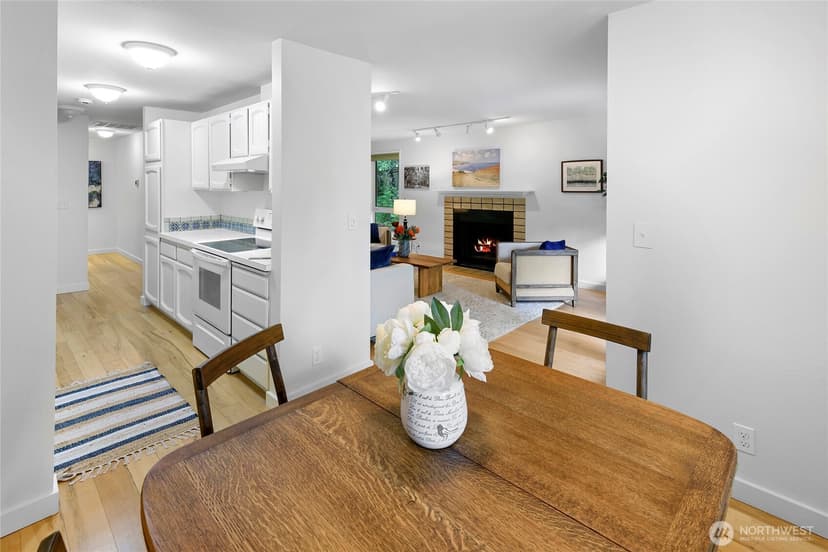Property photo for 1090 Ihland Place NE, Bainbridge Island photo 15
