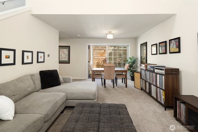 Property photo for 10262 NE 129th Lane, Kirkland photo 5