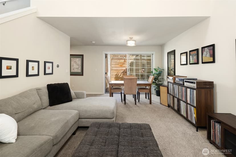 Property photo for 10262 NE 129th Lane, Kirkland photo 5