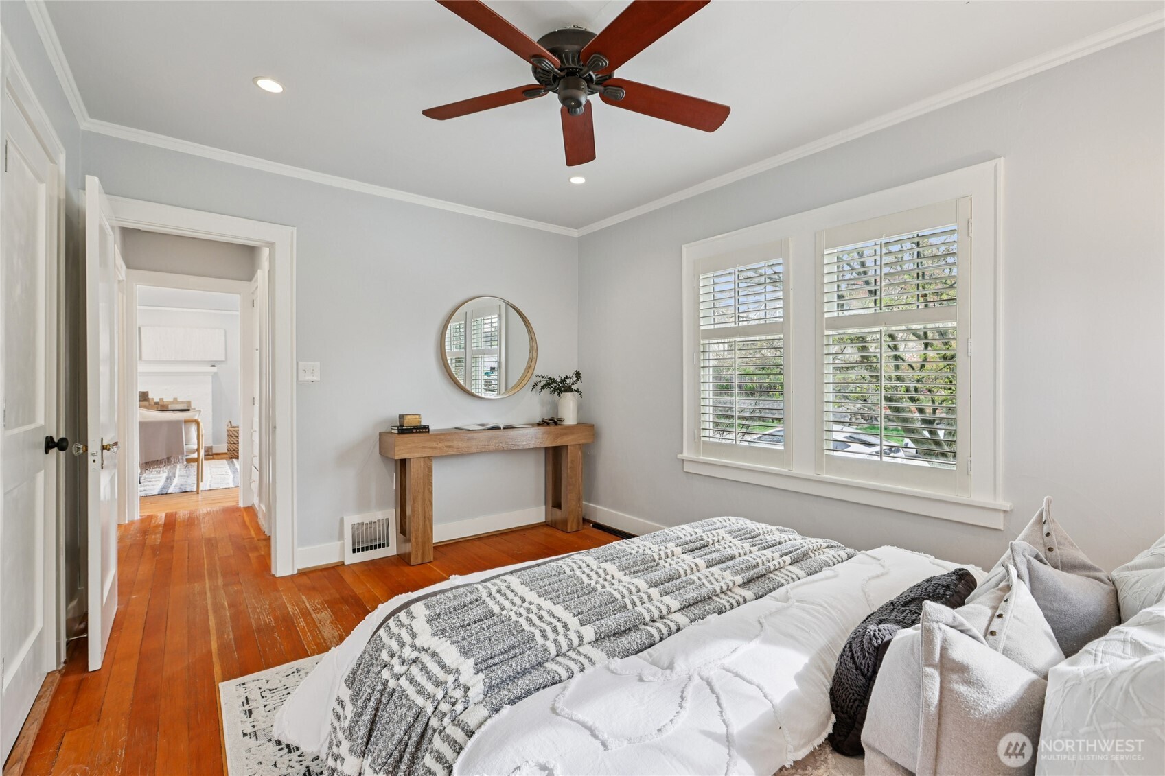 Property photo for 1911 12th Avenue S, Seattle photo 15