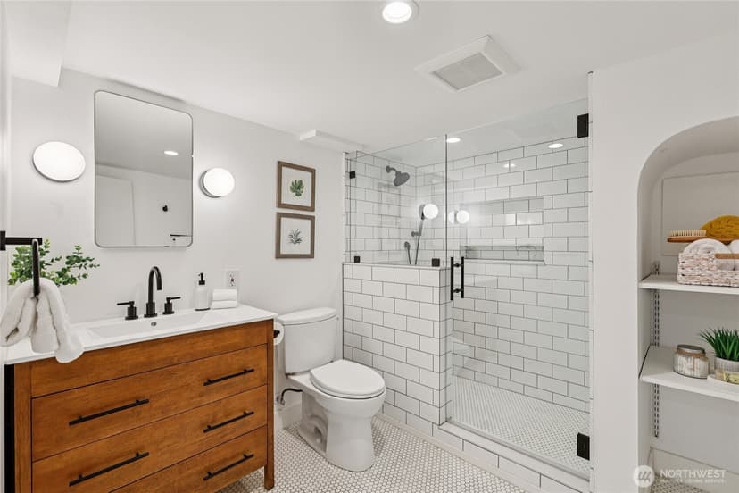 Property photo for 1911 12th Avenue S, Seattle photo 27