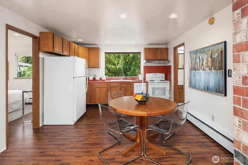 Property photo for 2958 72nd Avenue SE, Mercer Island photo 32