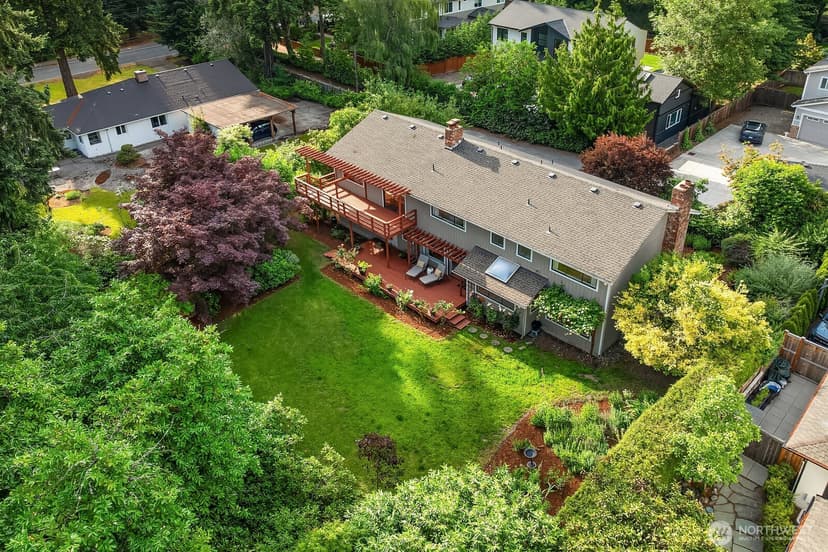 Property photo for 2958 72nd Avenue SE, Mercer Island photo 38
