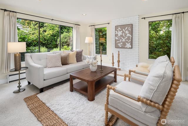 Property photo for 2958 72nd Avenue SE, Mercer Island photo 3