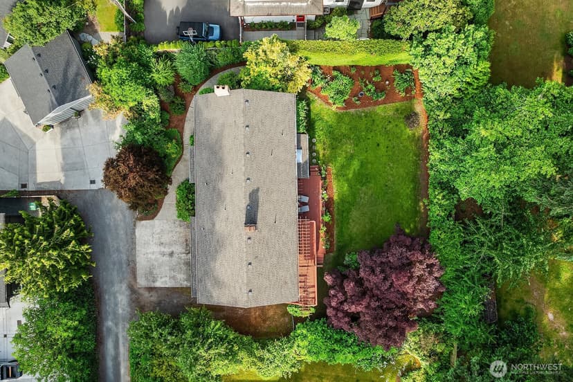 Property photo for 2958 72nd Avenue SE, Mercer Island photo 37