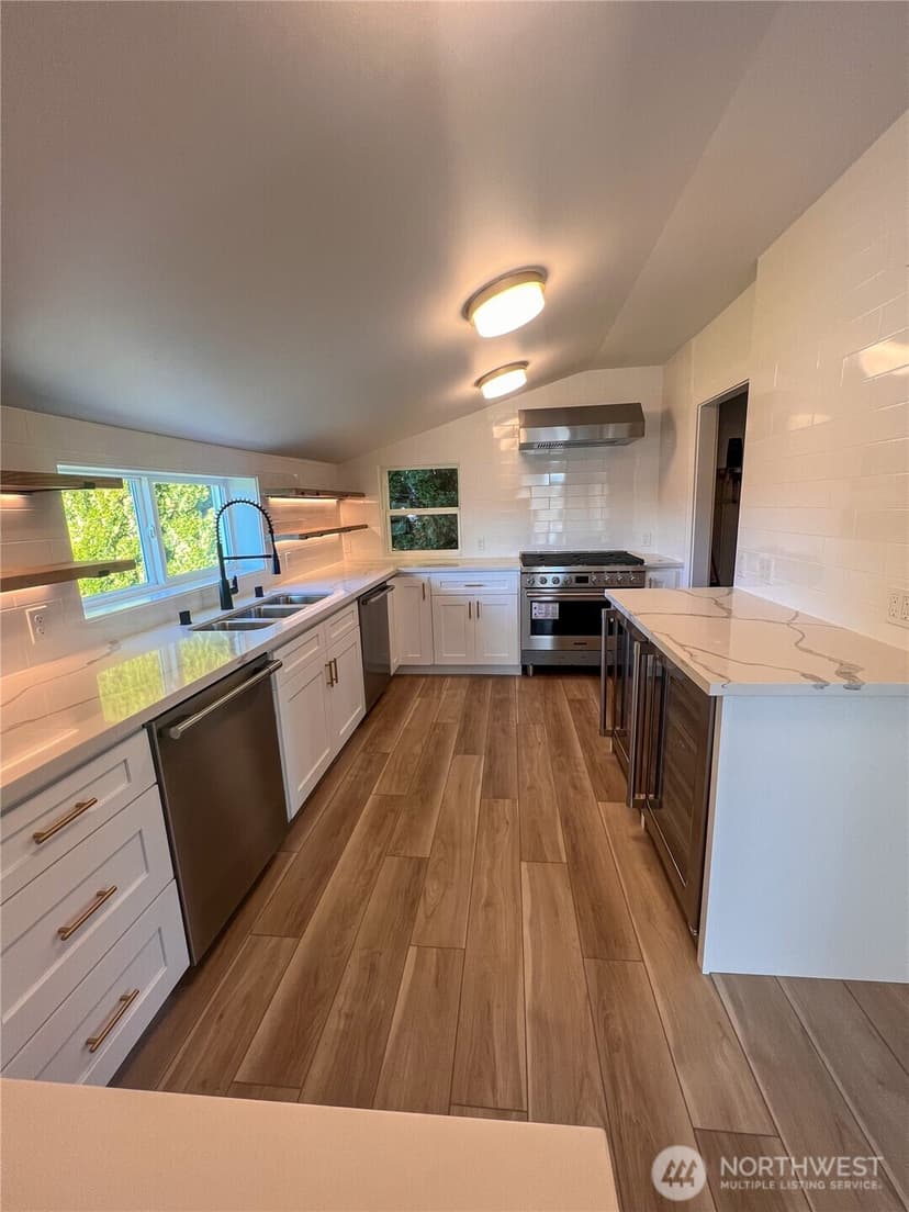 Property photo for 112 Avenue A, Snohomish photo 16