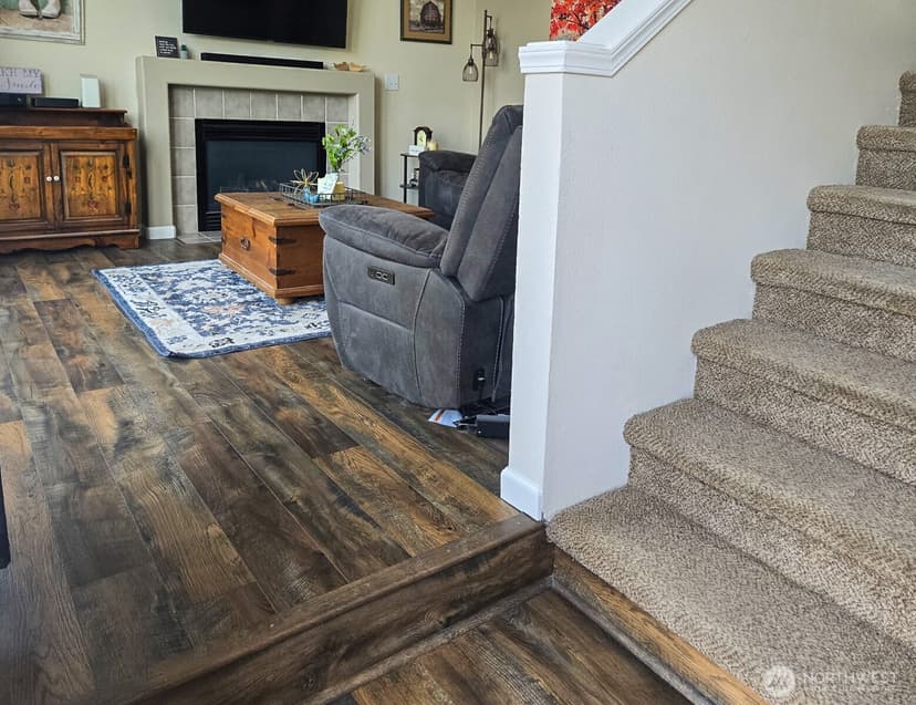 Property photo for 12505 57th Drive NE, Marysville photo 3