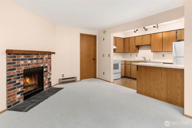Property photo for 12715 NE 120th Street #C3, Kirkland photo 4