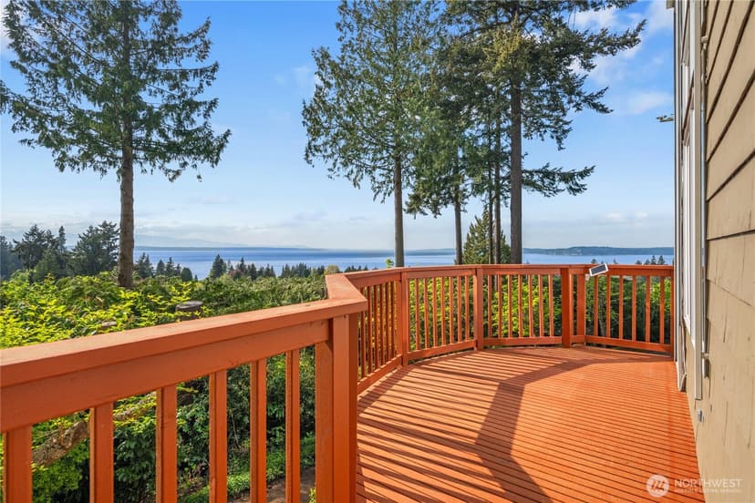 Property photo for 7393 Braemar Drive, Edmonds photo 6