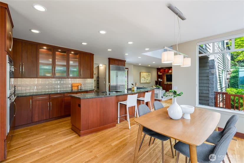 Property photo for 7393 Braemar Drive, Edmonds photo 12
