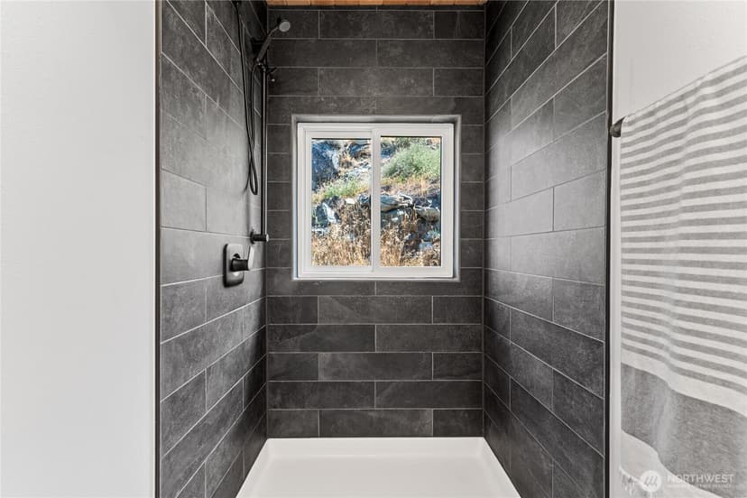 Property photo for 152 Waterfront Terrace Lane, Manson photo 13
