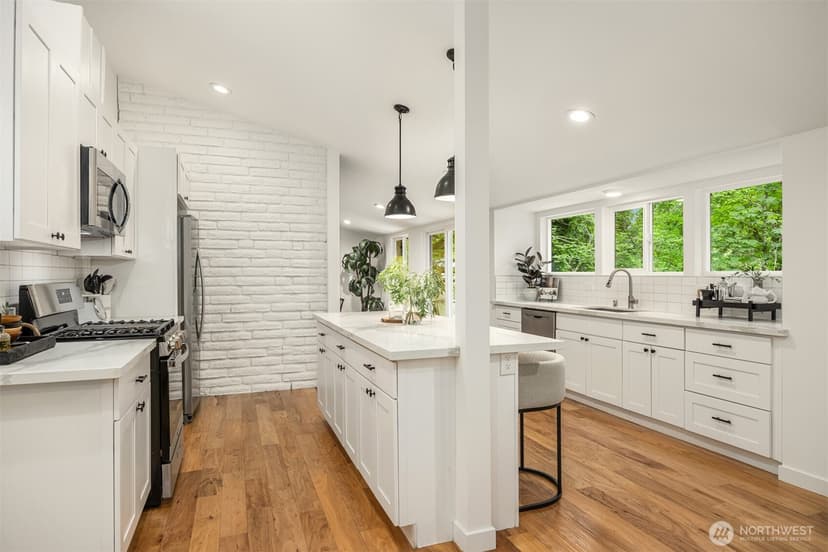 Property photo for 400 SW Forest Place, Issaquah photo 6