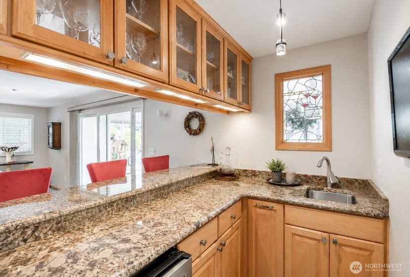 Property photo for 8614 Zircon Drive SW, Lakewood photo 17