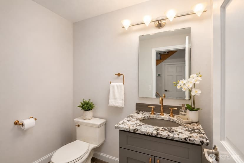 Property photo for 8614 Zircon Drive SW, Lakewood photo 29