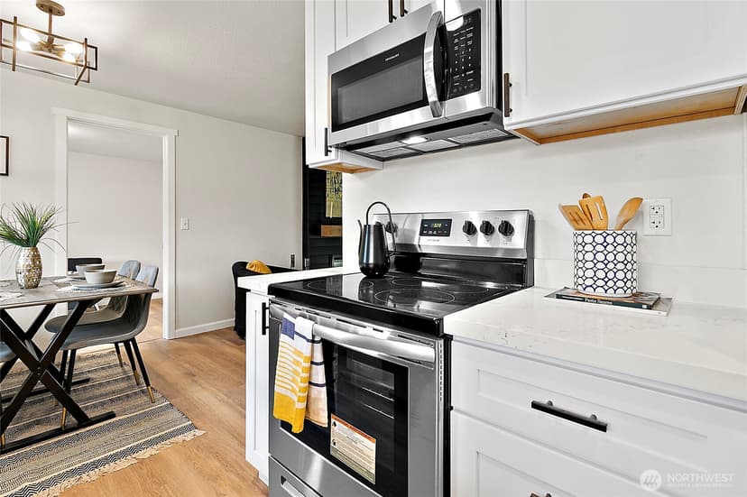 Property photo for 12404 213th Avenue E, Bonney Lake photo 3