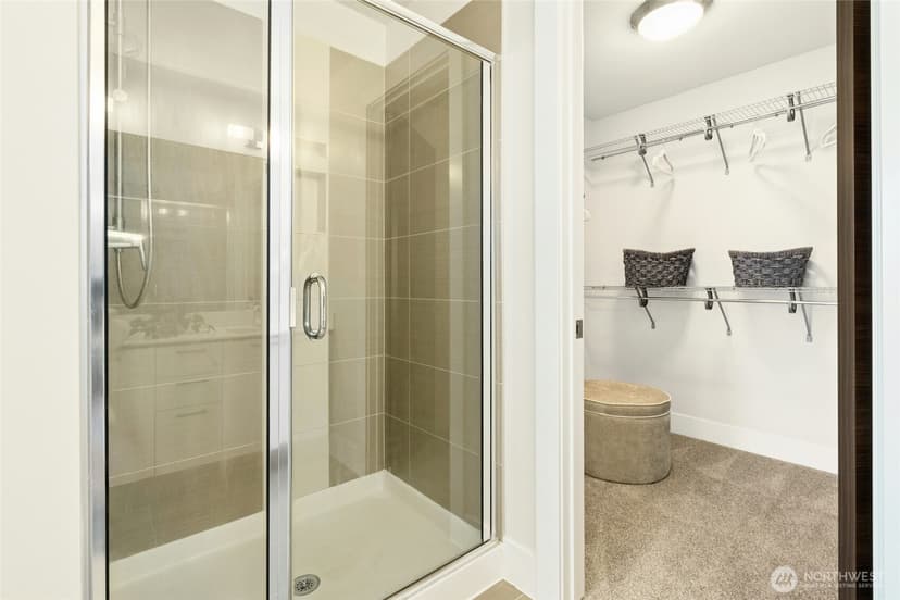 Property photo for 537 Glacier Walk SE, Sammamish photo 22
