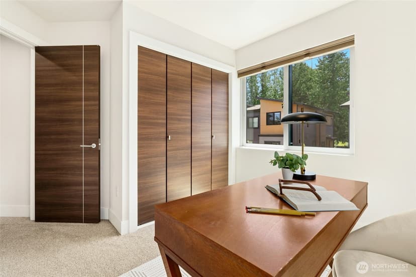 Property photo for 537 Glacier Walk SE, Sammamish photo 25
