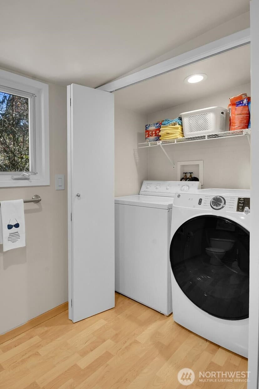 Property photo for 13522 40th Avenue NE, Seattle photo 18