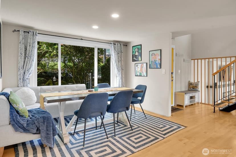 Property photo for 13522 40th Avenue NE, Seattle photo 12