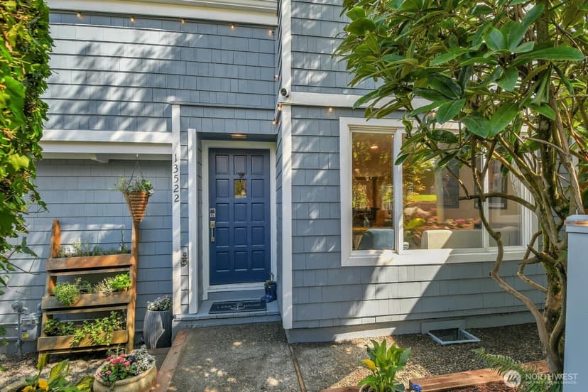 Property photo for 13522 40th Avenue NE, Seattle photo 29
