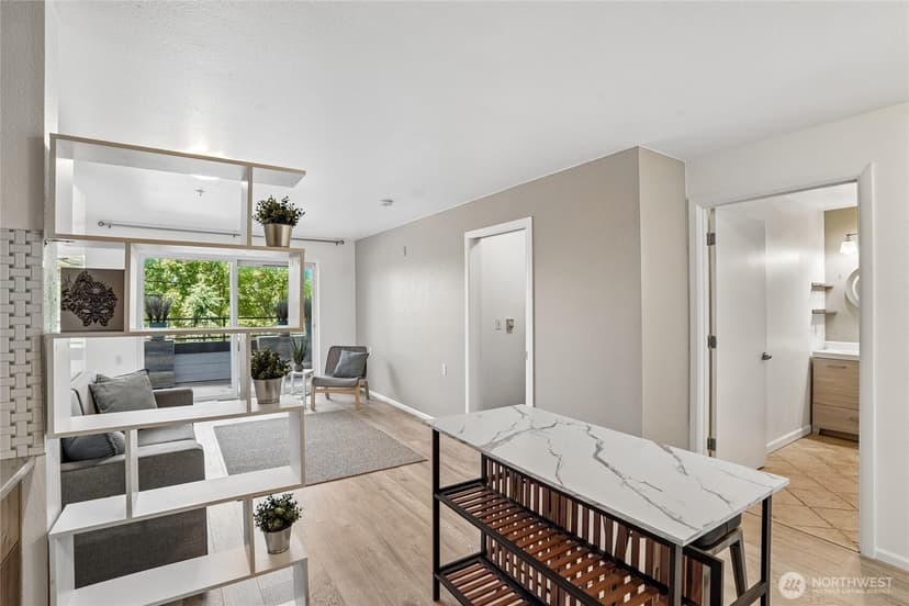 Property photo for 500 Elliott Avenue W #205, Seattle photo 10
