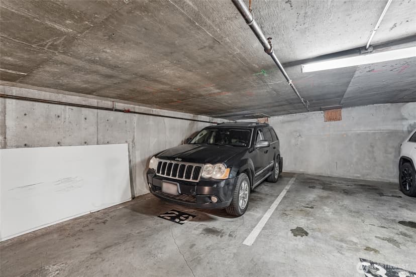 Property photo for 500 Elliott Avenue W #205, Seattle photo 17